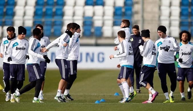 CBA杯：里勒26分罚球绝杀！北控1分险胜NBL两冠王 廖三宁缺席（CBA杯：里勒26分读秒罚球定胜，北控1分险过NBL双冠王，廖三宁缺阵）