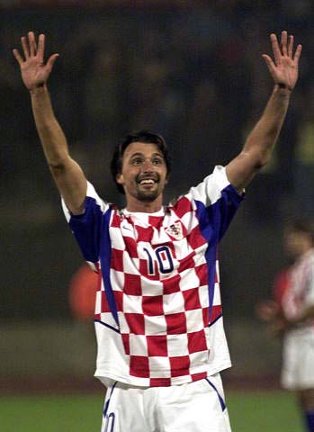 记者：若圣地亚哥不离队，米兰冬窗不能引进新前锋（记者：圣地亚哥若留队，米兰冬窗无缘新中锋）