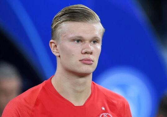 U18国少12月集训名单：魏祥鑫领衔，海外球员姜轶祥在列（U18国少12月集训名单公布：魏祥鑫领衔，留洋球员姜轶祥入选）