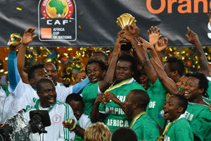 经纪人：国米态度很明确，赛季末再决定德弗赖和阿切尔比未来（经纪人：国米立场已明，德弗赖与阿切尔比去留将于赛季结束后敲定）