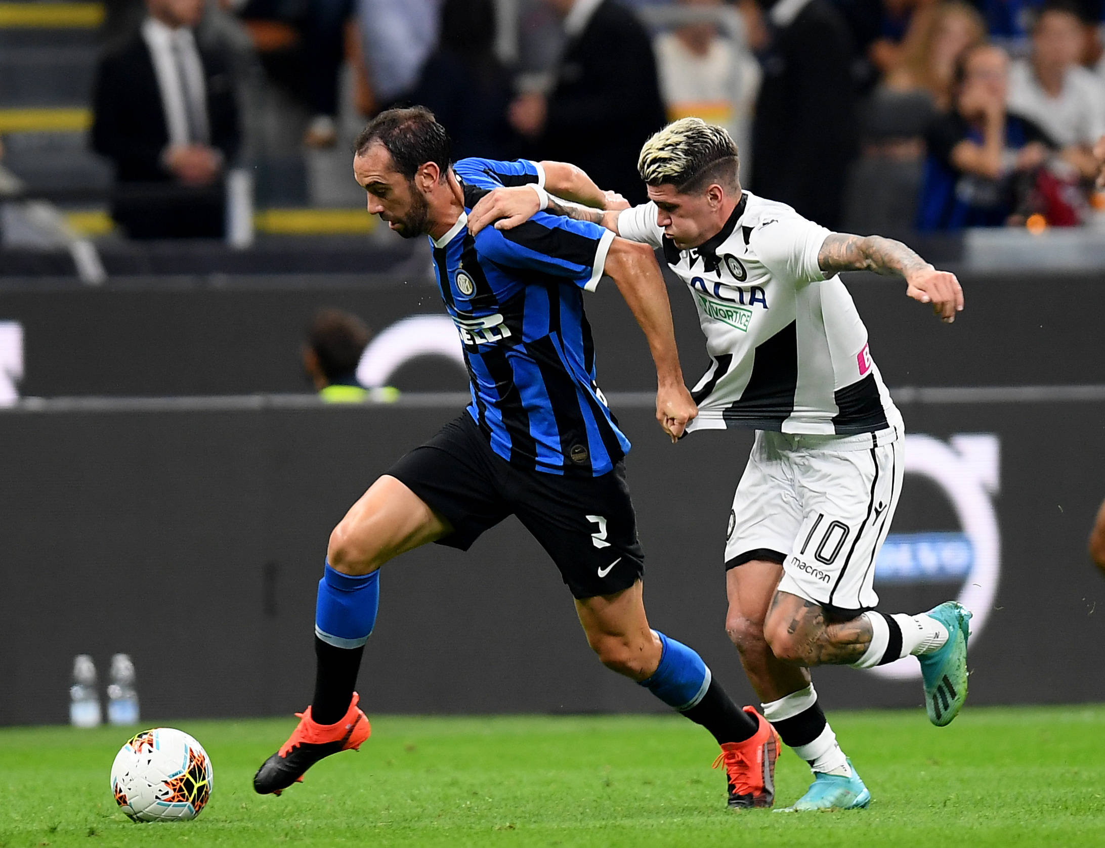 埃尔切3-0大胜赫罗纳，拉法-米尔两球，巴莱拉破门（拉法-米尔梅开二度，巴莱拉建功，埃尔切3-0完胜赫罗纳）