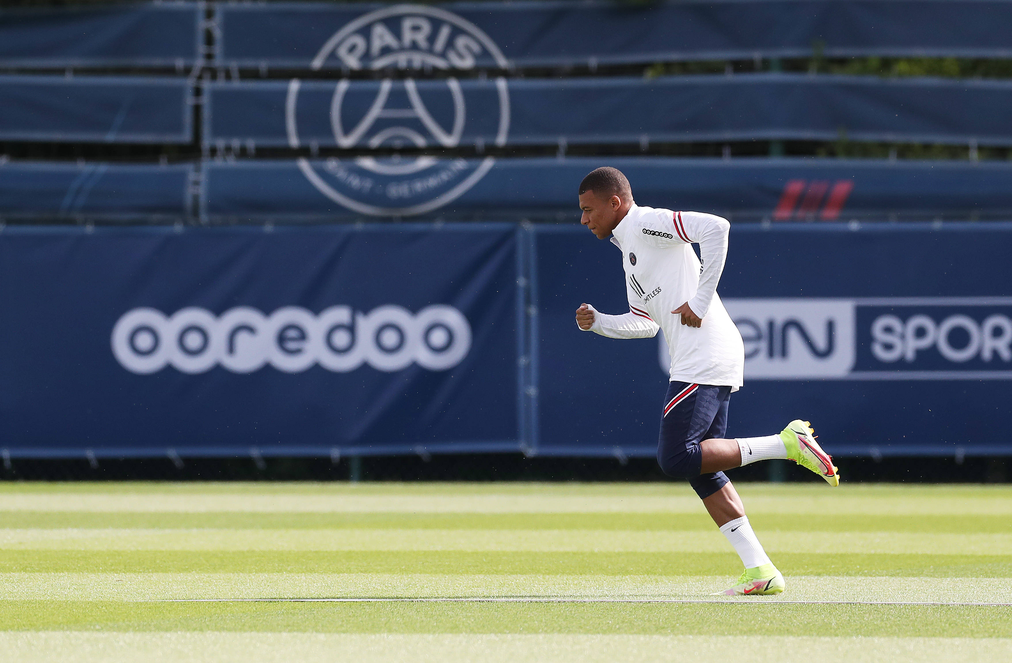 马竞vs国米：劳塔罗PK阿尔瓦雷斯，小西蒙尼、巴雷拉出战（马竞对阵国米：劳塔罗对决阿尔瓦雷斯，小西蒙尼、巴雷拉出战）