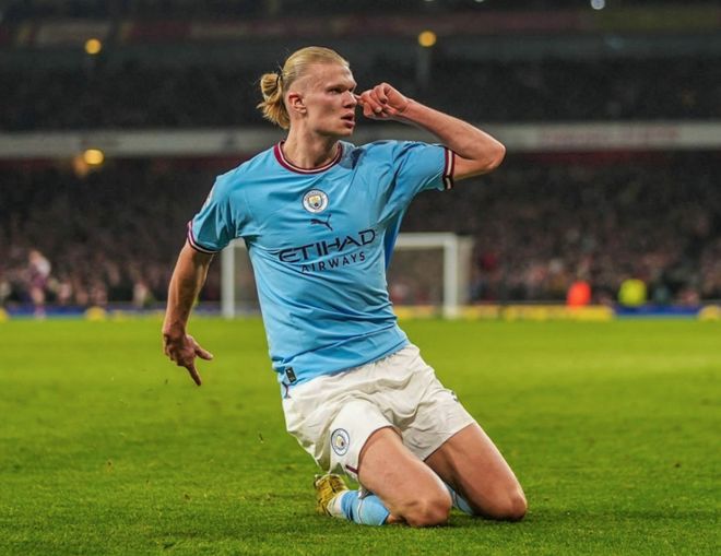 斯内德：穆帅对我而言就像父亲，贝尼特斯来国米的时机不对（斯内德：穆里尼奥对我如父，贝尼特斯接手国米时机不佳）